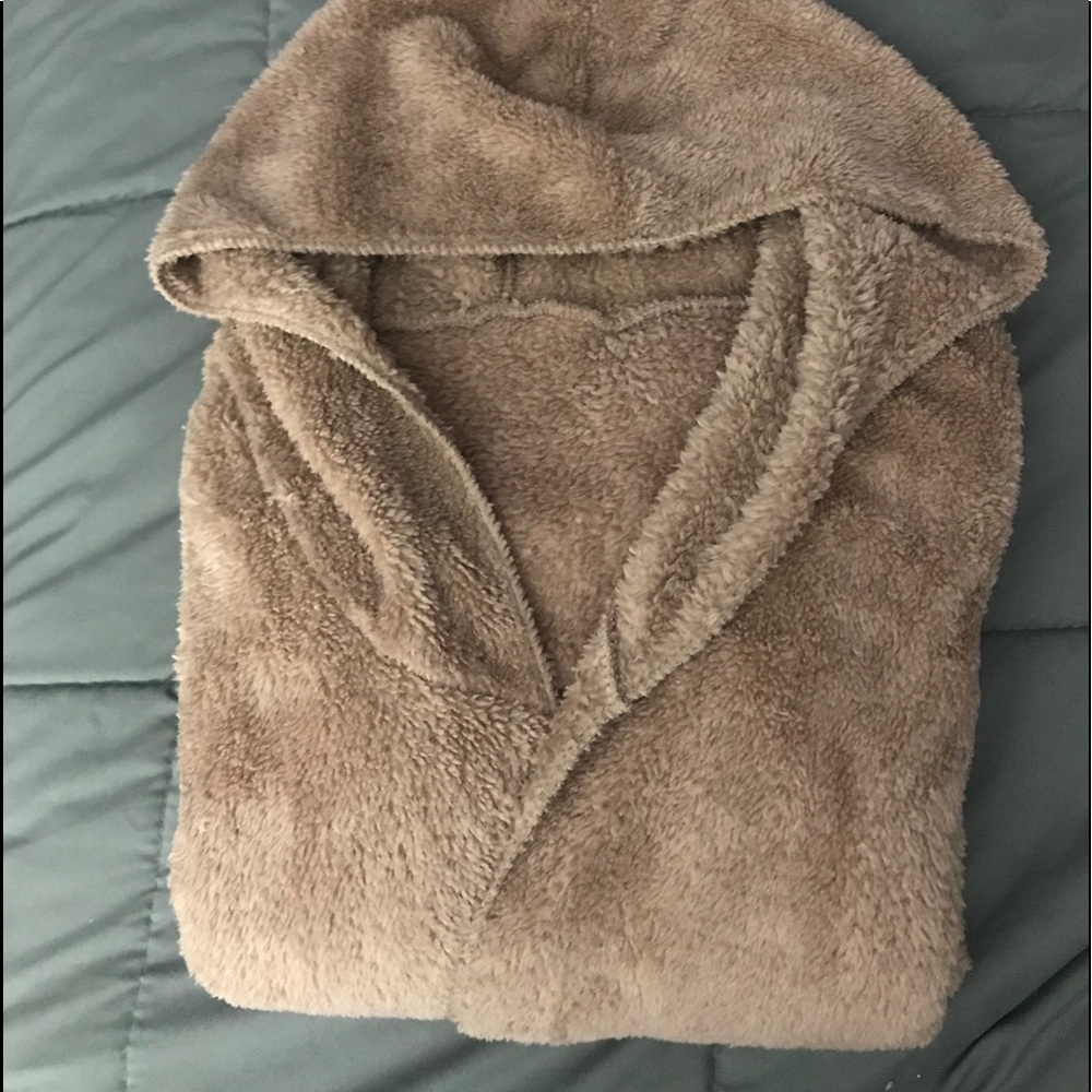 Woman’s Sherpa Tan Hoodie Jacket